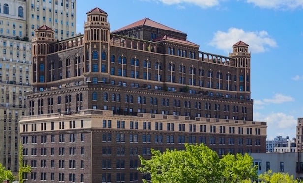 The Towers at 21 Clark Street