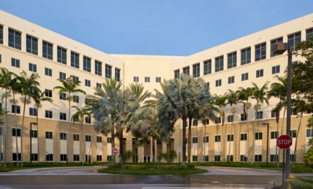 Sawgrass Pointe I, a 230,668-suare-foot, six-story class A office building, has traded hands. 