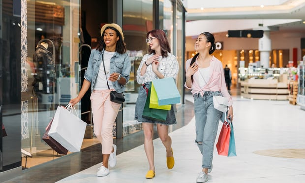 Foot Traffic Keeps Retail Market Moving