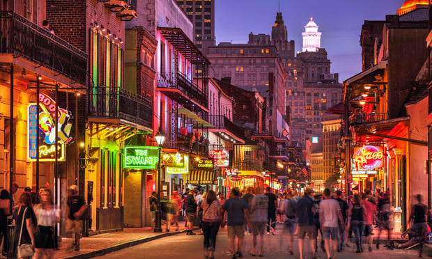 New,Orleans,,Louisiana,-,June,16,,2019:,Crowds,Of,People