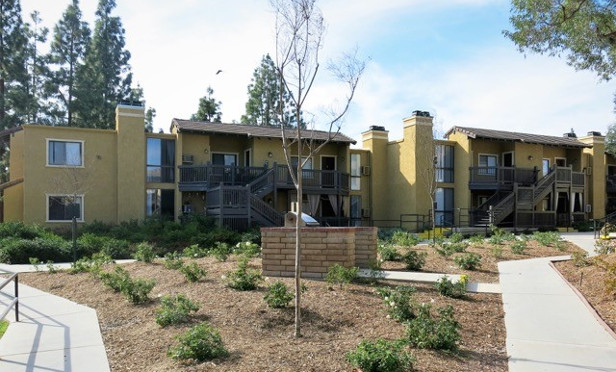 Countryside Apartments in Poway, CA