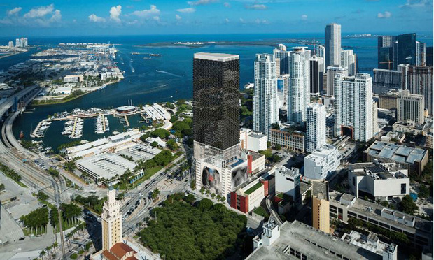 A rendering of the planned 49-story, 646-unit X Biscayne tower developed by Property Markets Group at 400 Biscayne Blvd.